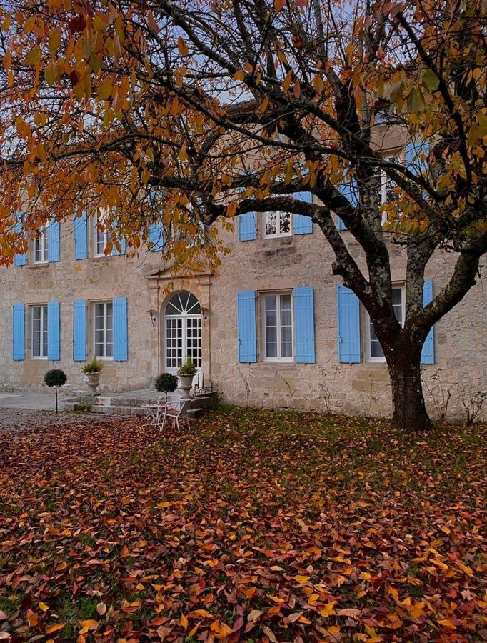 Un Petit Chateau Lauzun エクステリア 写真