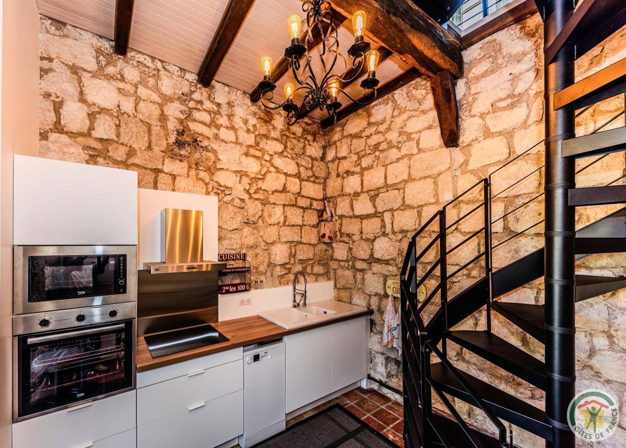 Un Petit Chateau Lauzun エクステリア 写真