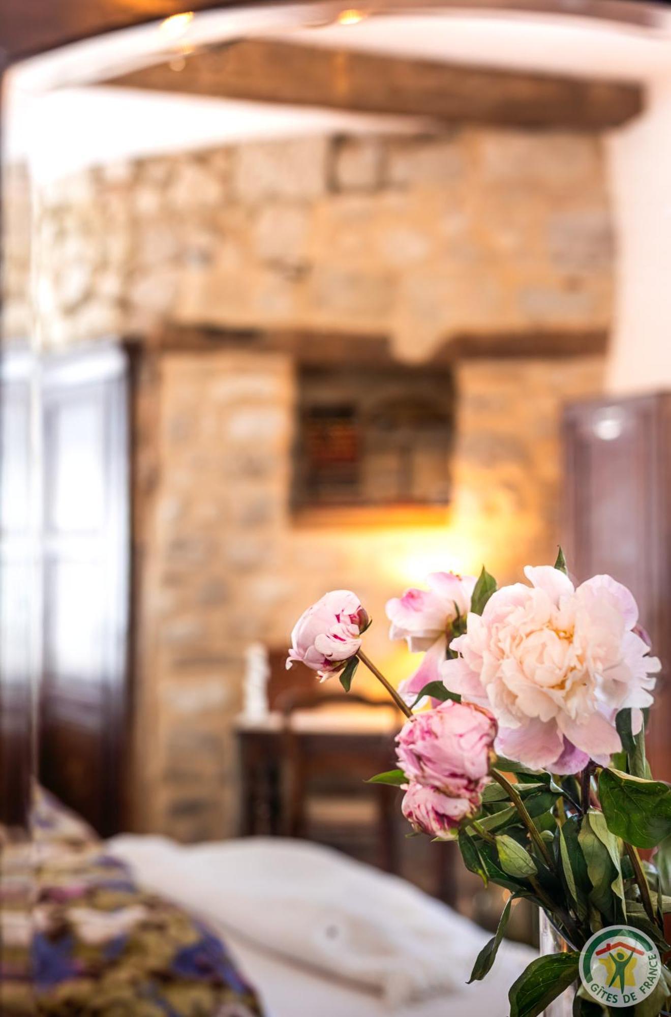 Un Petit Chateau Lauzun エクステリア 写真